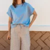 Camiseta Manga Corta Tachuelas Celeste