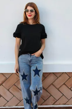 Camiseta Mangas Flor Negra