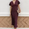 Vestido Satinado Burdeos