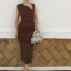Vestido Fruncido Escote Asimétrico Chocolate