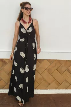 Vestido Bordado Cachemir Negro