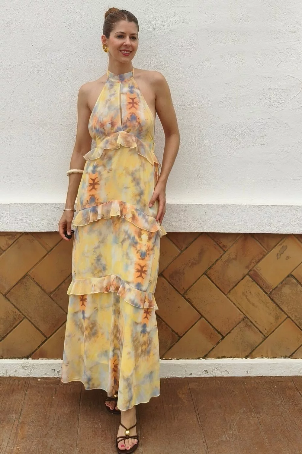 Vestido Volantes Atado Al Cuello Amarillo Vestido Volantes Atado Al Cuello Amarillo