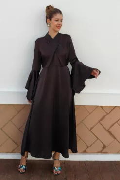 Vestido Satinado Manga Campana Chocolate